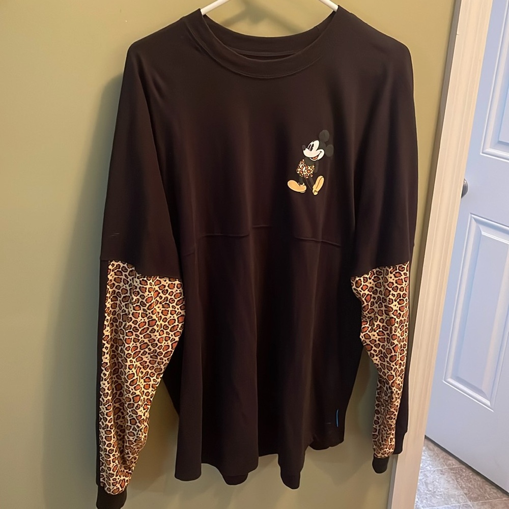 Cheetah print Mickey DisneyWorld spirit jersey!